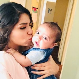 Meet your Posher, Cinthia